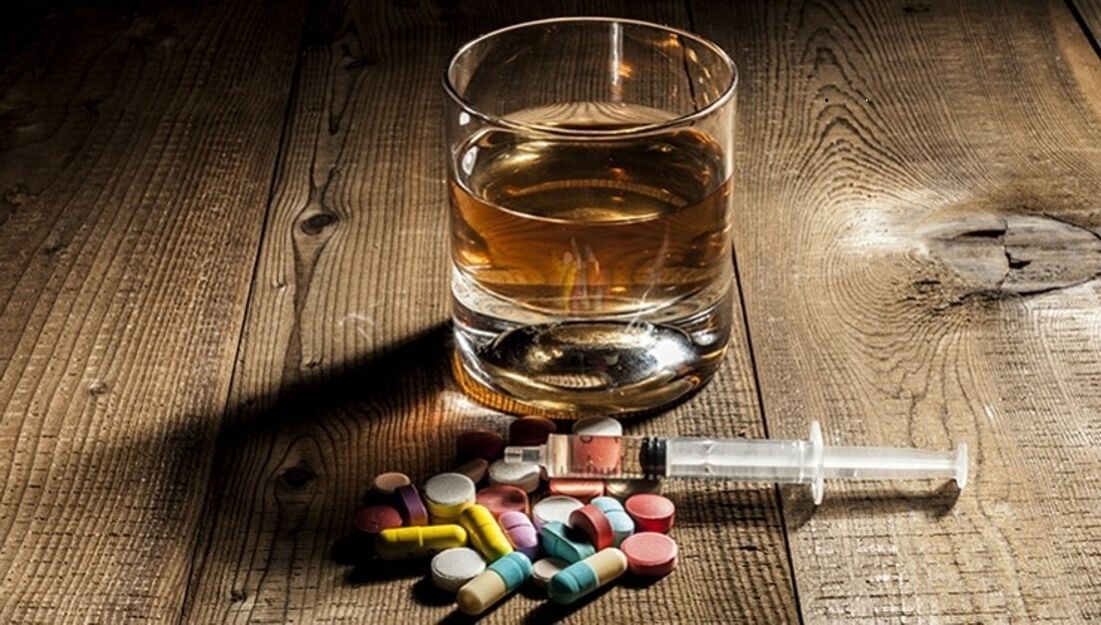 medications and alcohol after vaccination