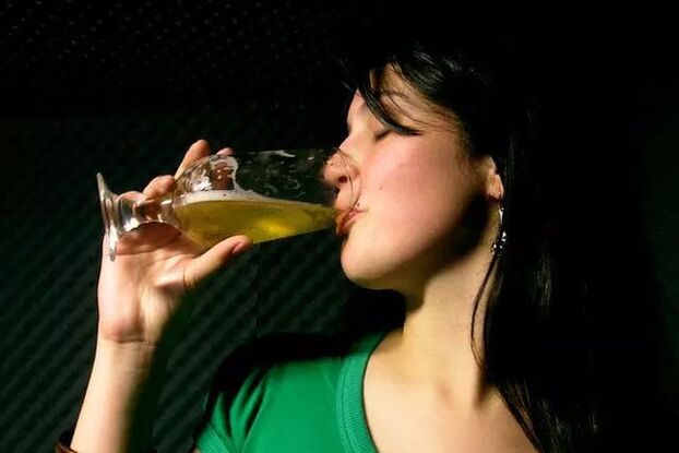 beer female alcoholism